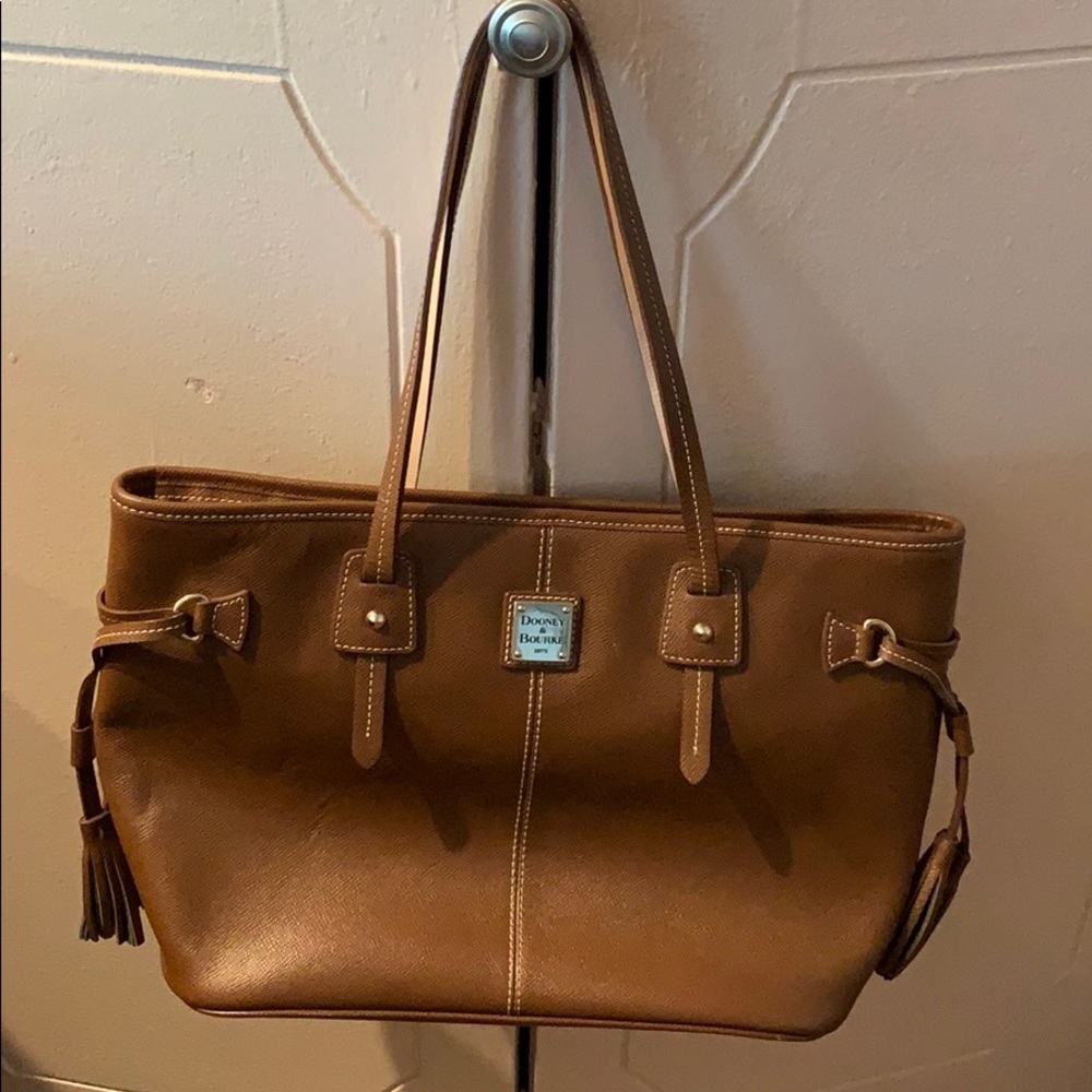 Dooney & Bourke